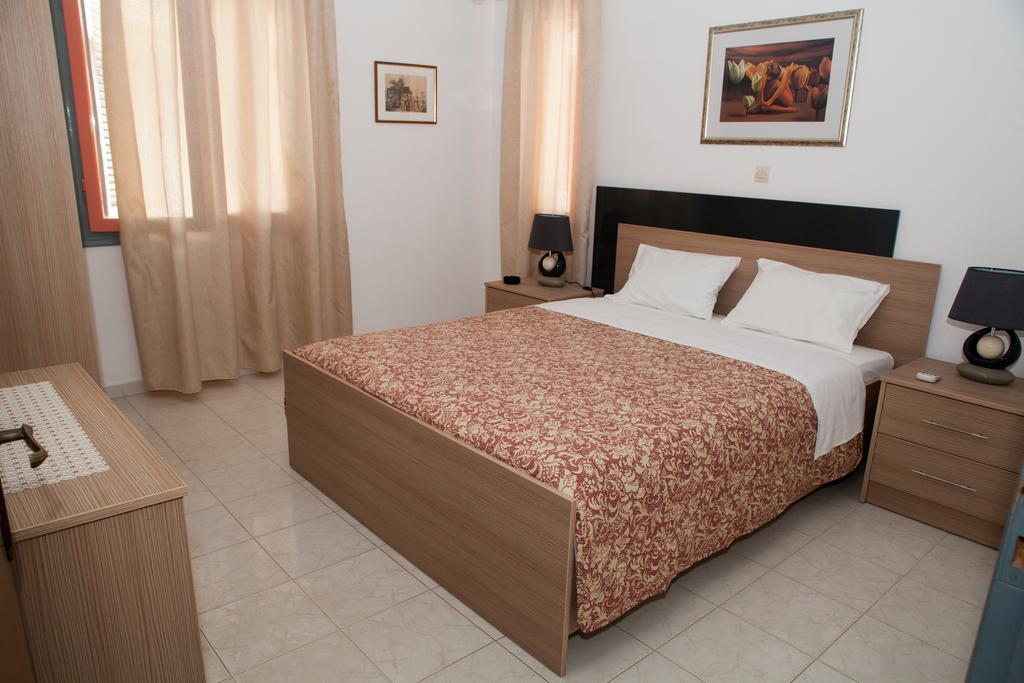 Palmira Apartments Makriyialos Ruang foto