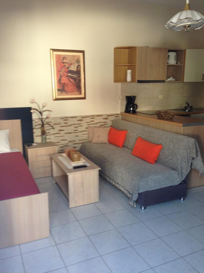 Palmira Apartments Makriyialos Bagian luar foto