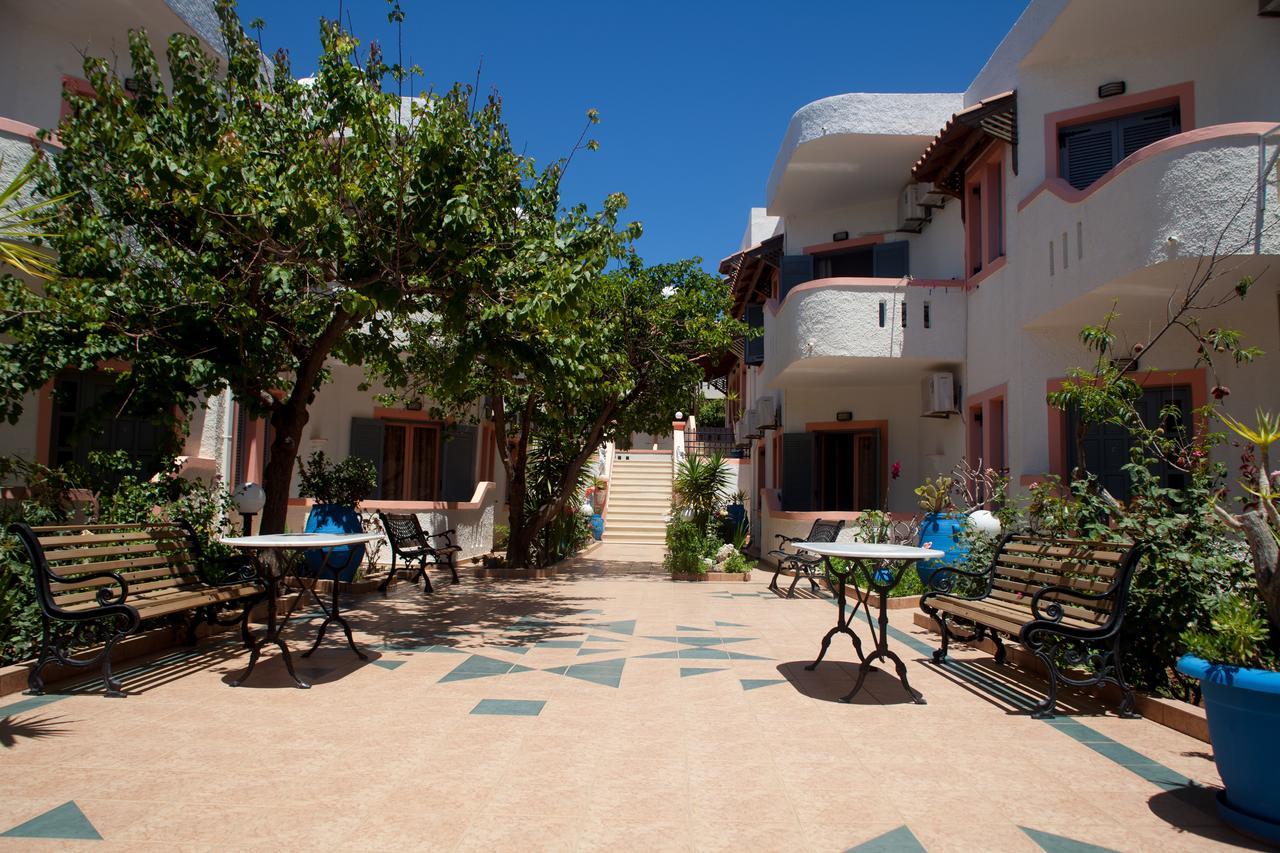 Palmira Apartments Makriyialos Bagian luar foto