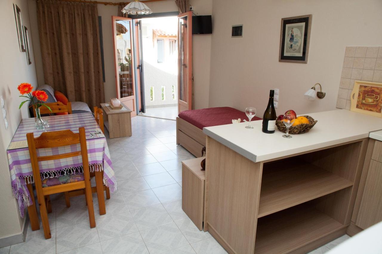 Palmira Apartments Makriyialos Bagian luar foto