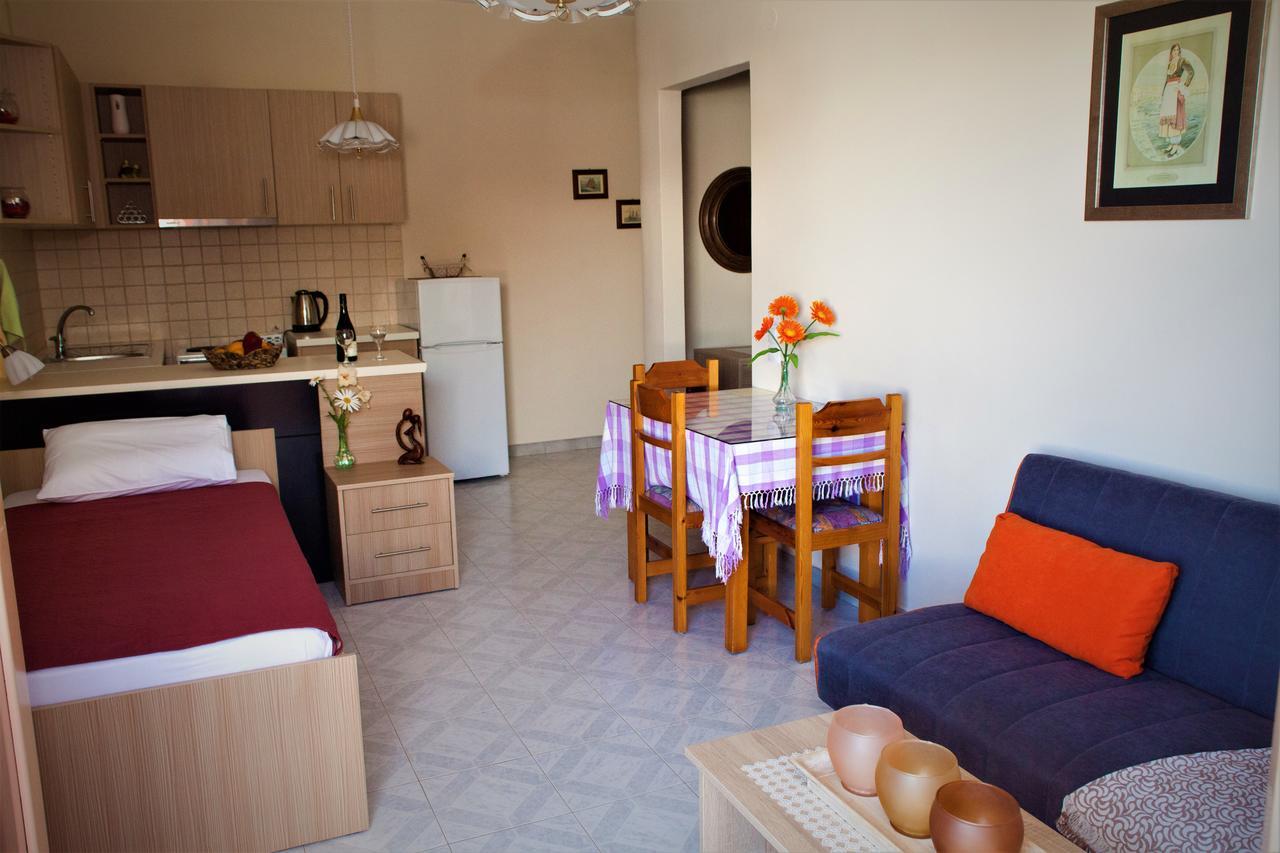 Palmira Apartments Makriyialos Bagian luar foto